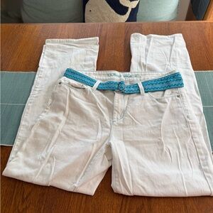 L.L. Bean White Straight Leg Jeans with Preppy Blue Patterned Belt - Size 12